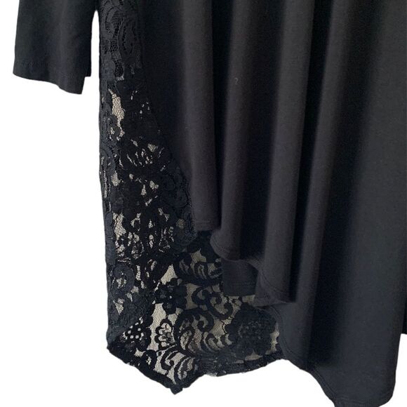 Kate & Mallory Large Size Black Long Sleeve Ruffle And Lace V-Neck Top/Tunic - Picture 3 of 5